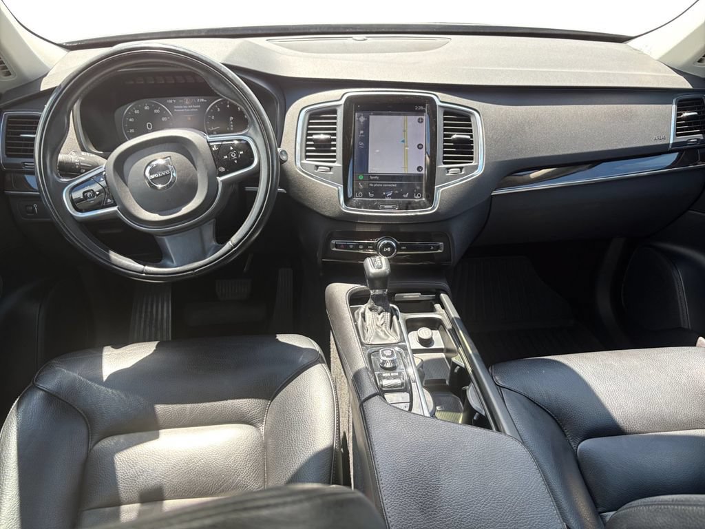 Used 2019 Volvo XC90 T6 Momentum w/ Protection Package Premier AWD/4WD image 17