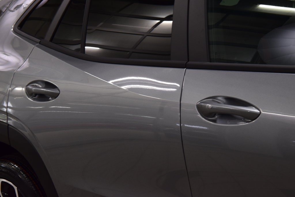 New 2026 Chevrolet Trax RS w/ Sunroof Package FWD image 18