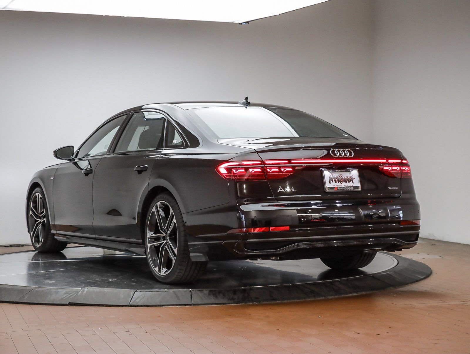New 2025 Audi A8 L 3.0T image 10