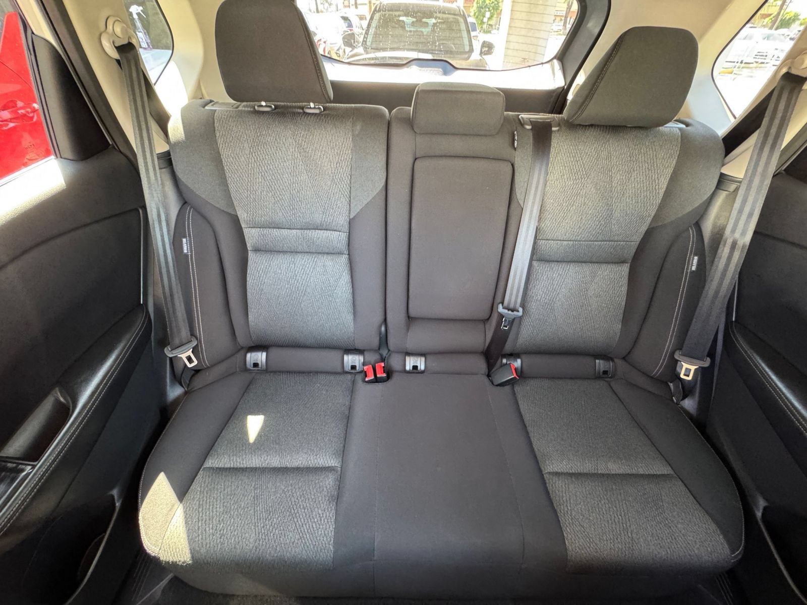 Used 2025 Nissan Rogue SV AWD/4WD image 39