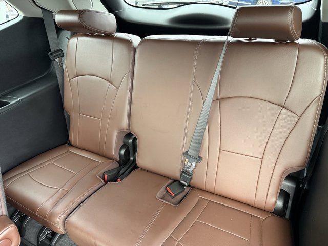 Used 2020 Buick Enclave Avenir w/ Avenir Technology Package image 19