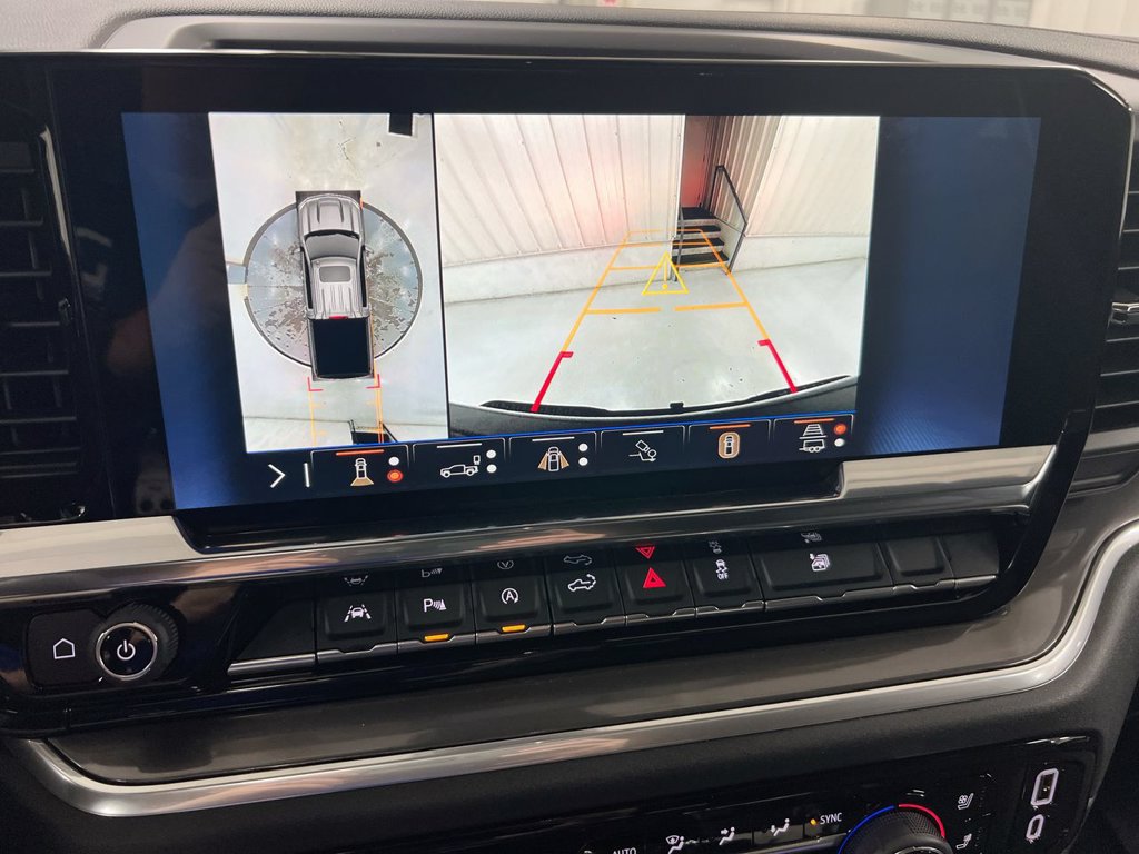 New 2026 Chevrolet Silverado 1500 High Country w/ Technology Package AWD/4WD image 16