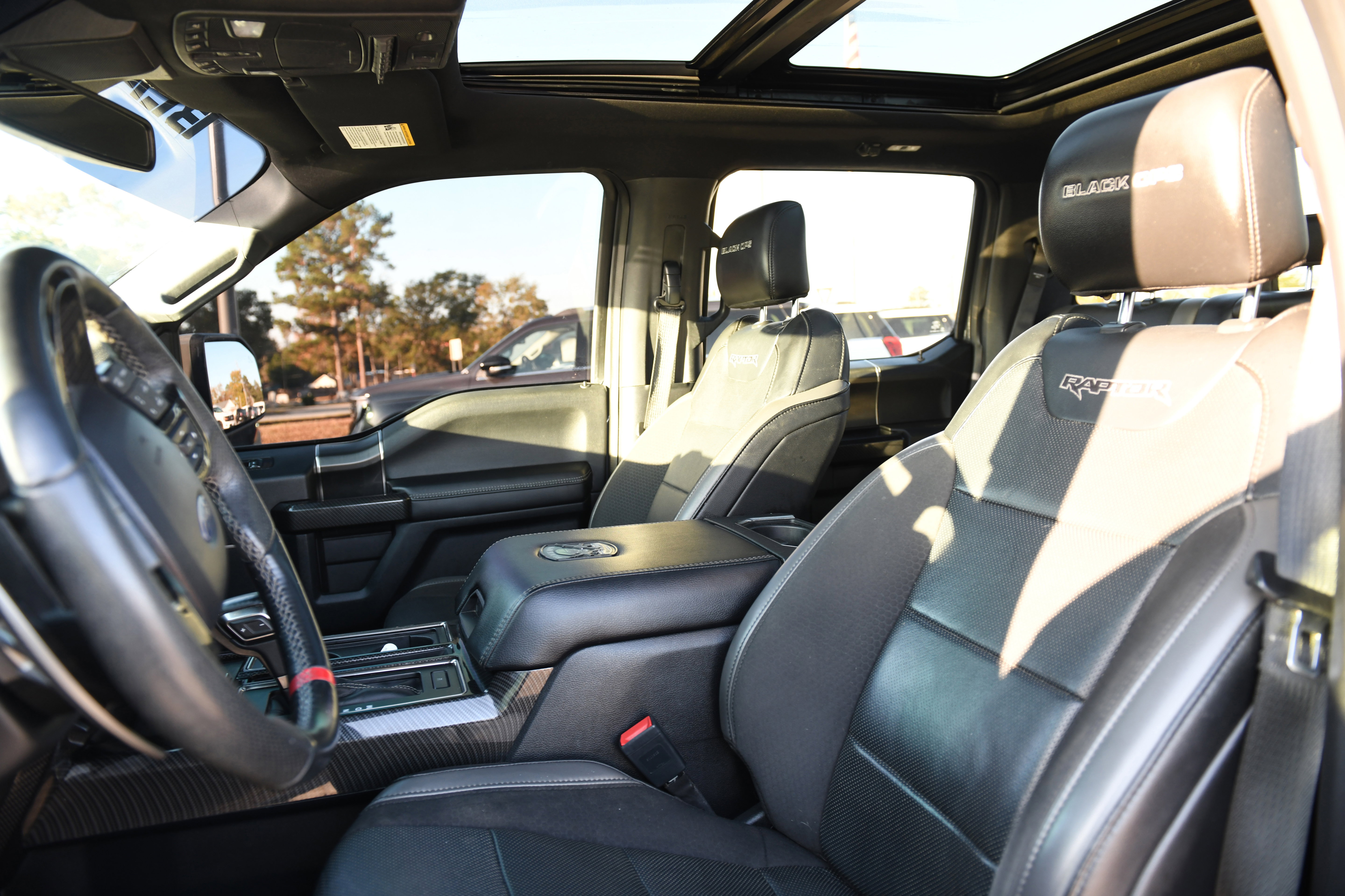 Used 2020 Ford F150 Raptor w/ Equipment Group 802A Luxury image 18