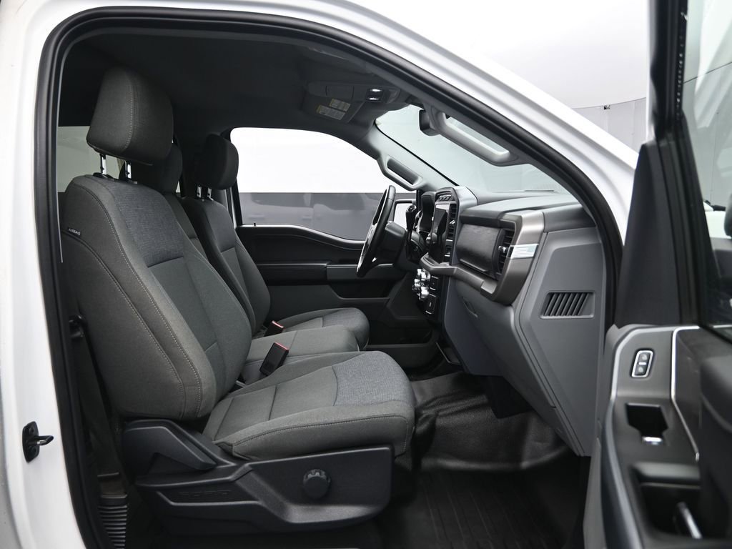 Used 2024 Ford F150 XLT image 30