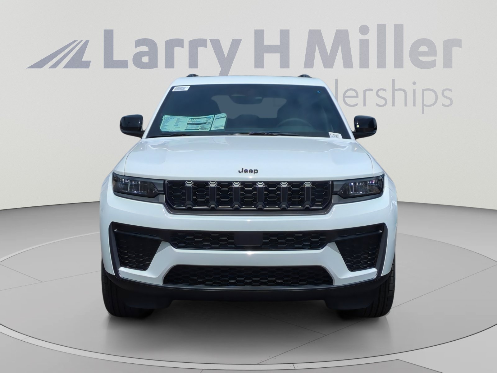 New 2026 Jeep Grand Cherokee Altitude AWD/4WD image 8