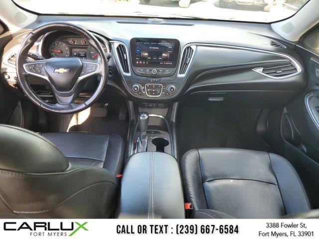 Used 2020 Chevrolet Malibu LT w/ Leather Package FWD image 18