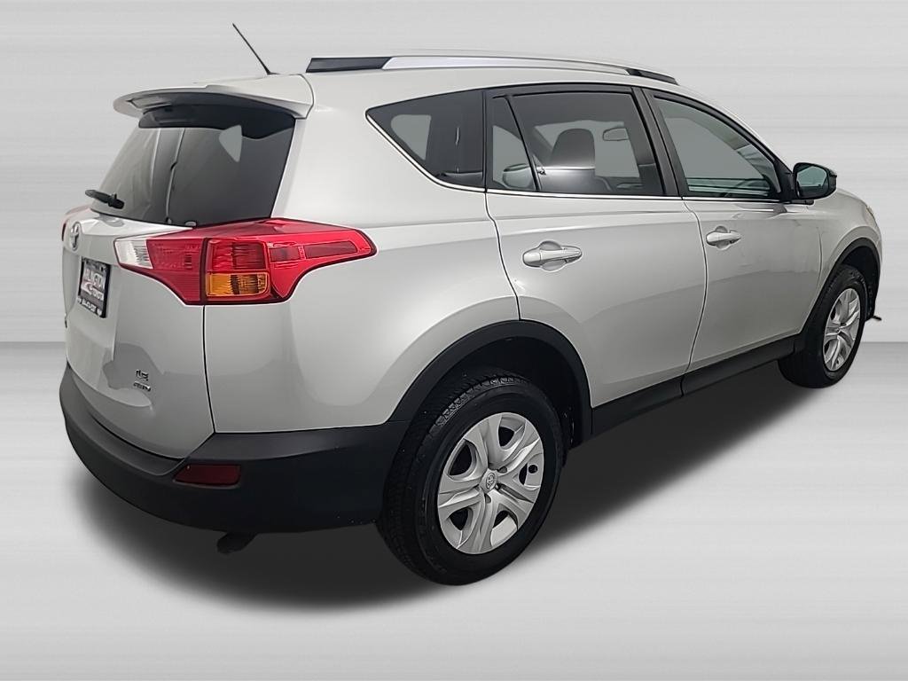 Used 2013 Toyota RAV4 LE w/ Preferred Accessory Pkg AWD/4WD image 4