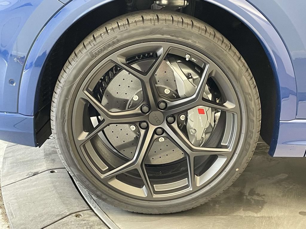 New 2027 Audi RS Q8 performance AWD/4WD image 11