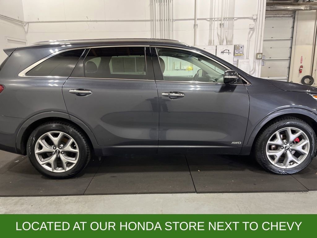 Used 2019 Kia Sorento SX image 9