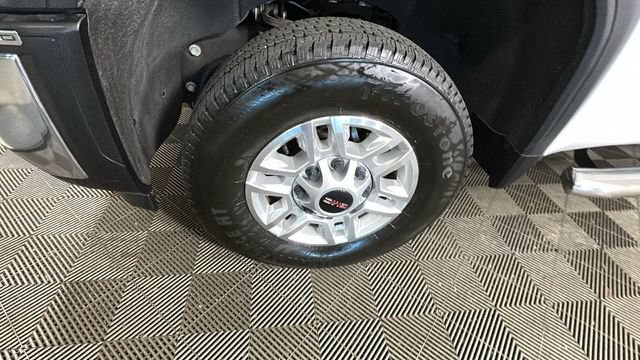 Used 2024 GMC Sierra 2500 Pro AWD/4WD image 9