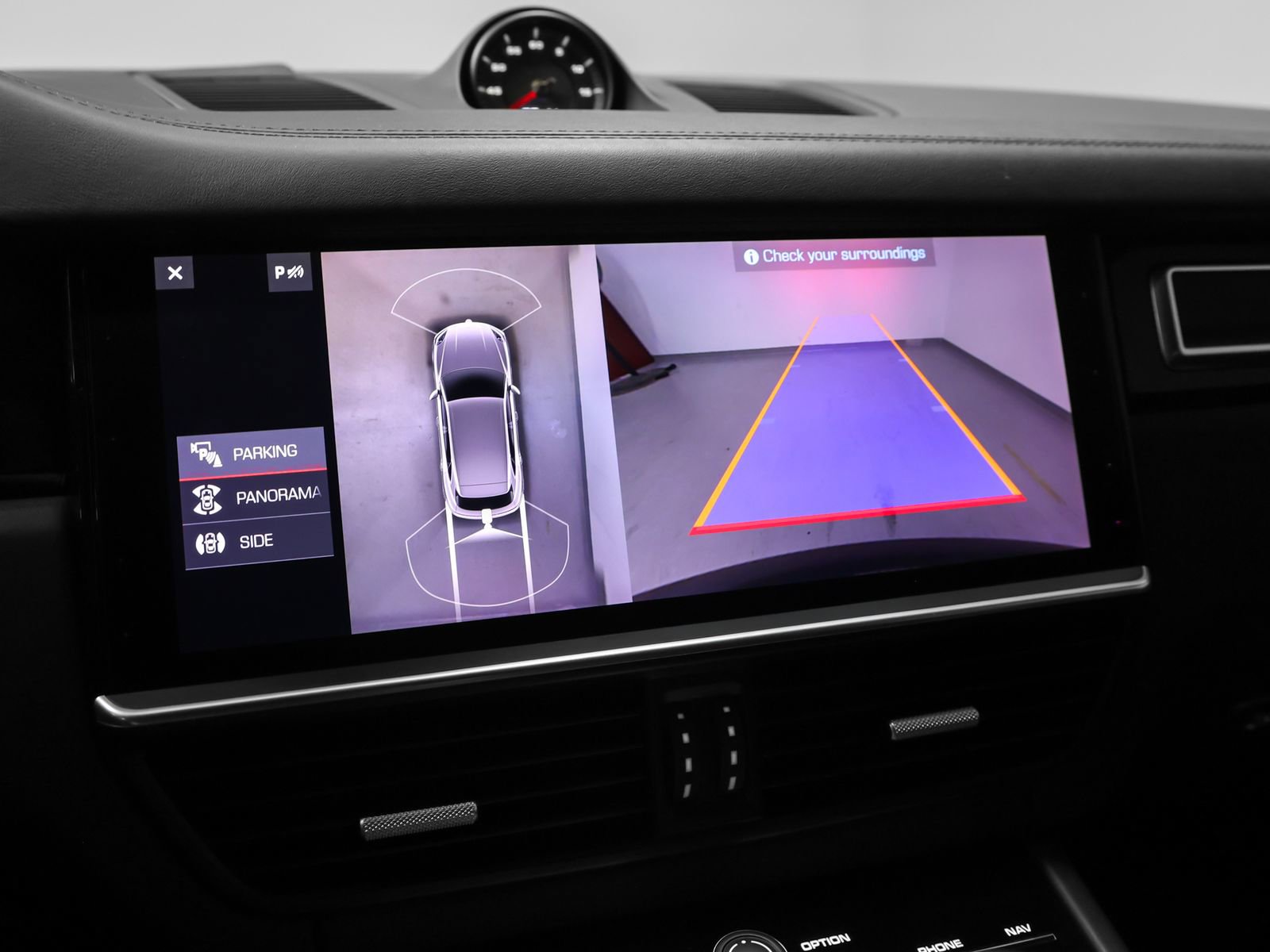 Certified 2021 Porsche Cayenne GTS AWD/4WD image 38