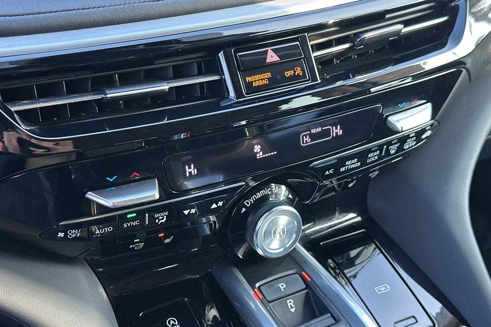 Used 2023 Acura MDX SH-AWD w/ Technology Package image 26