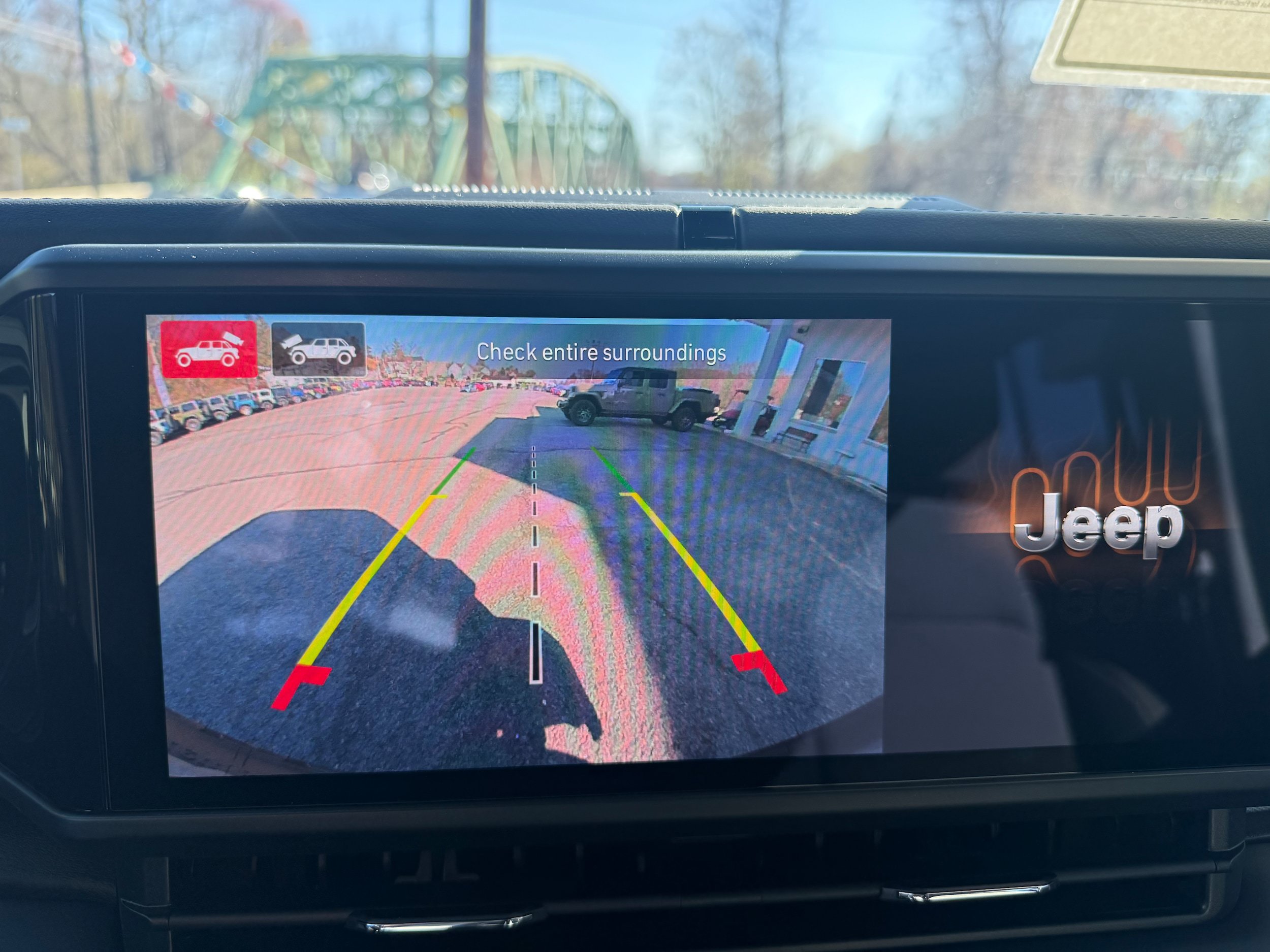 New 2026 Jeep Wrangler Sahara w/ Technology Group AWD/4WD image 27