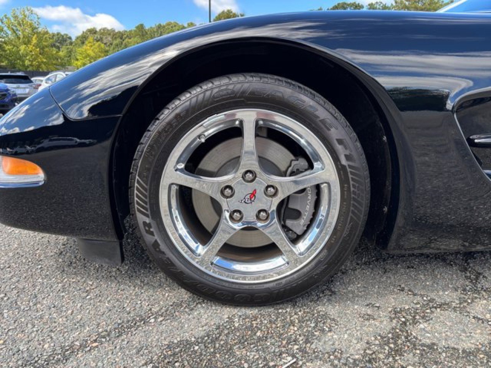 Used 2004 Chevrolet Corvette Convertible w/ Preferred Equipment Group image 9