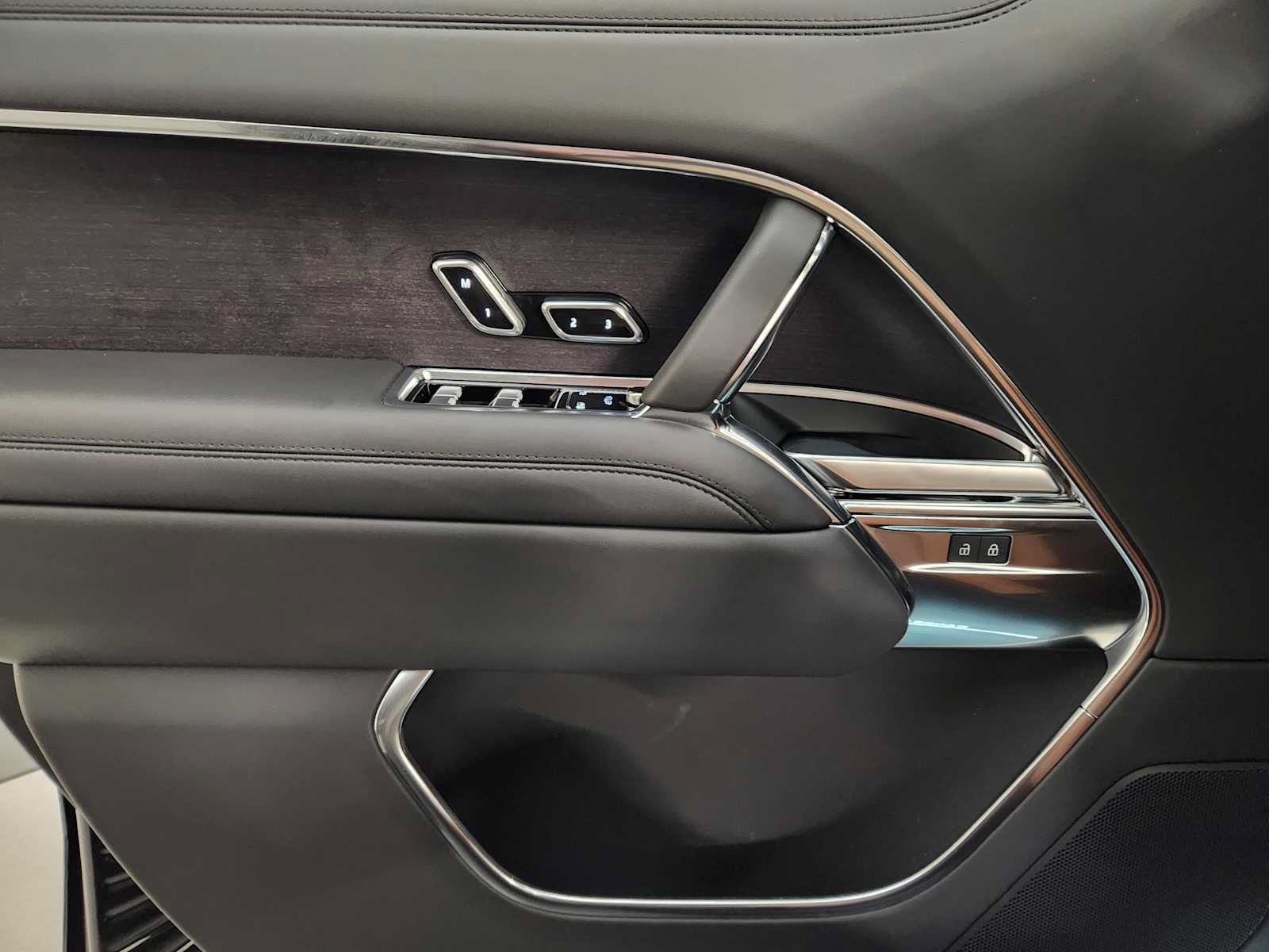 New 2026 Land Rover Range Rover SE AWD/4WD image 22