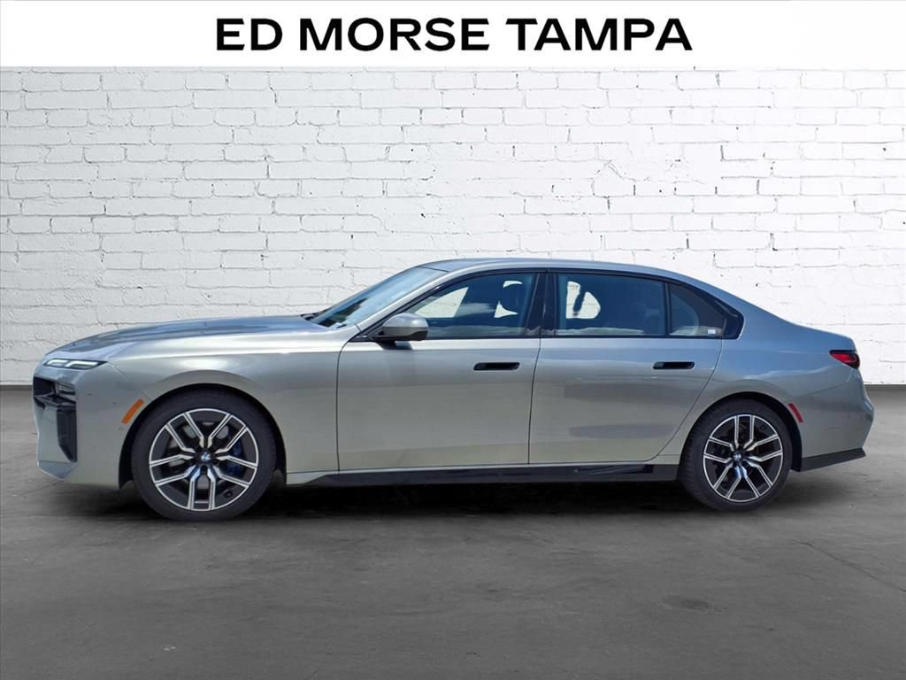Used 2023 BMW 740i RWD image 2