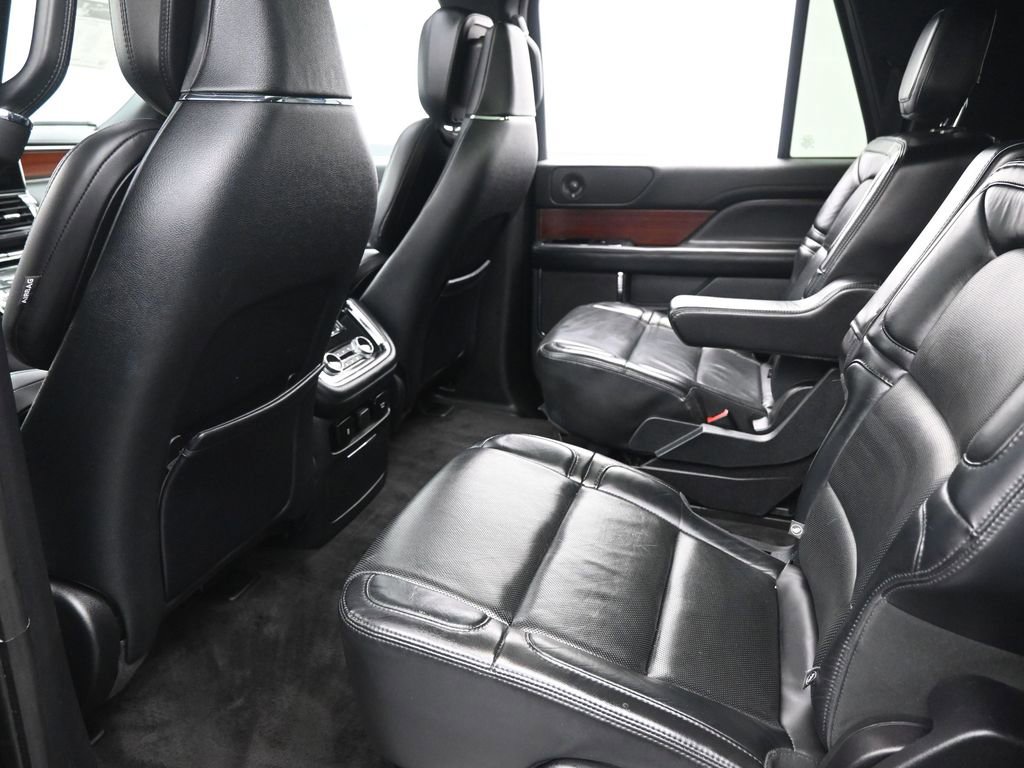 Used 2021 Lincoln Navigator L Reserve image 27