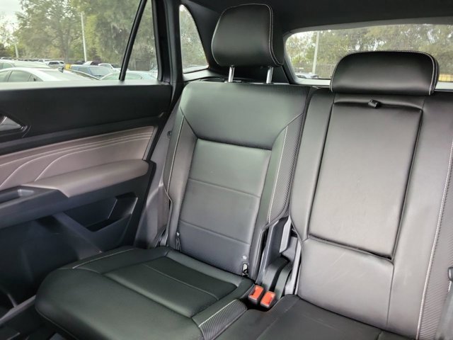 Used 2023 Volkswagen Atlas Cross Sport SE image 4