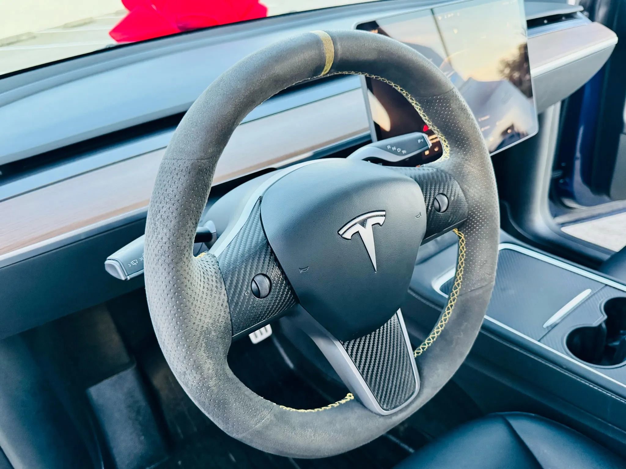 Used 2023 Tesla Model Y Performance image 18