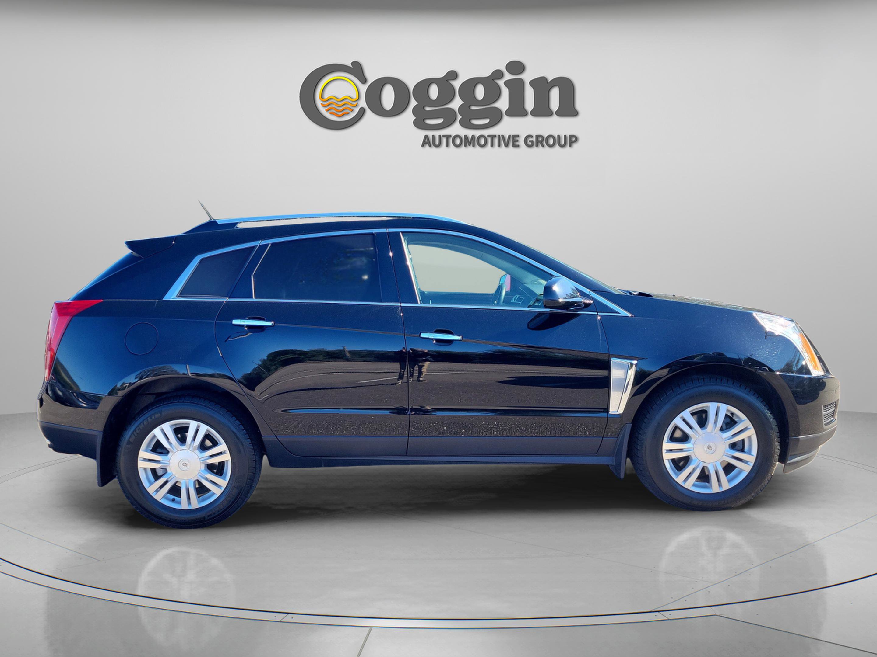 Used 2016 Cadillac SRX Luxury w/ Driver Awareness Package image 13