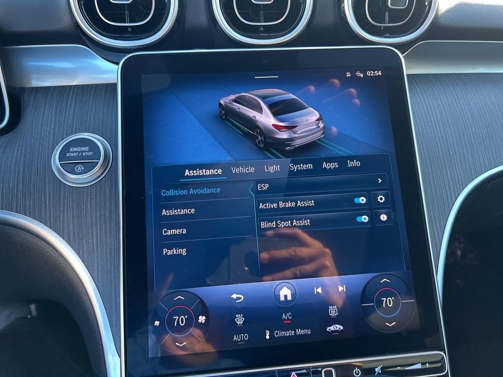 Used 2025 Mercedes-Benz C 300 Sedan image 13