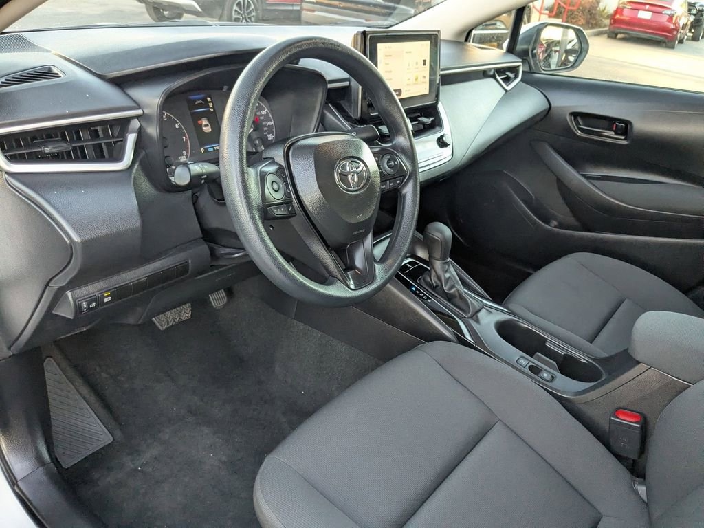 Used 2025 Toyota Corolla LE image 13