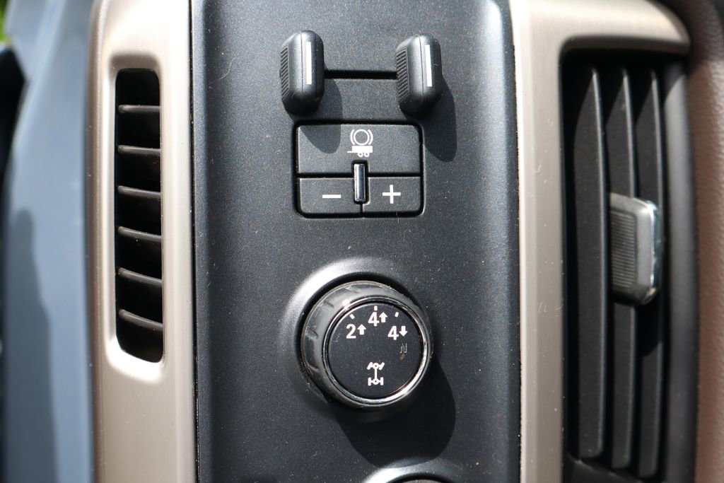 Used 2016 GMC Sierra 2500 Denali w/ Duramax Plus Package image 25