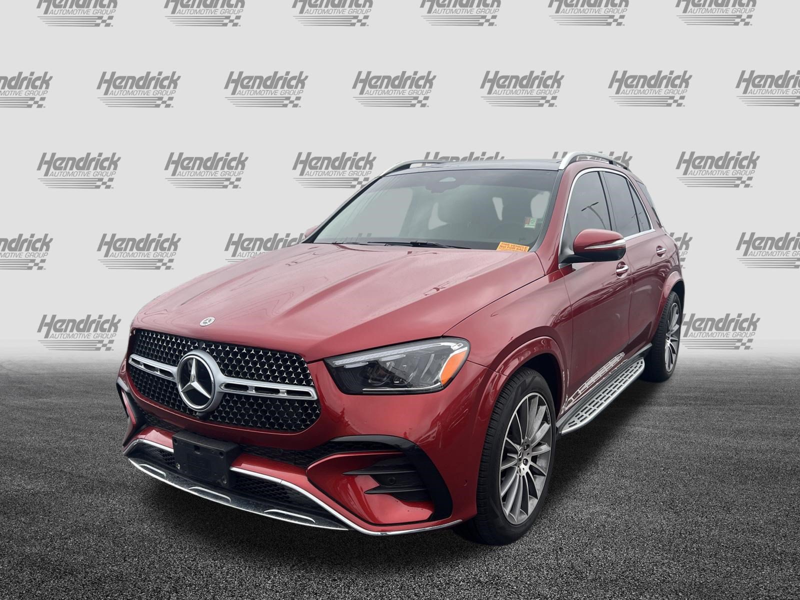Certified 2025 Mercedes-Benz GLE 350 4MATIC w/ AMG Line Exterior image 5