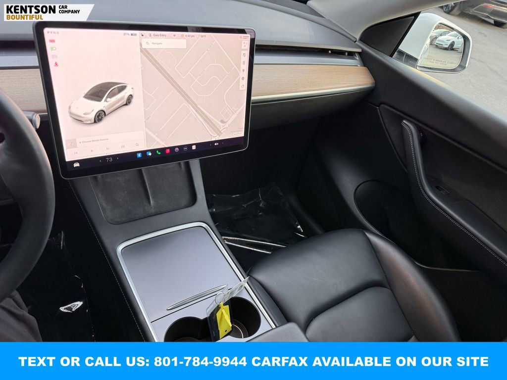 Used 2022 Tesla Model Y Long Range image 18