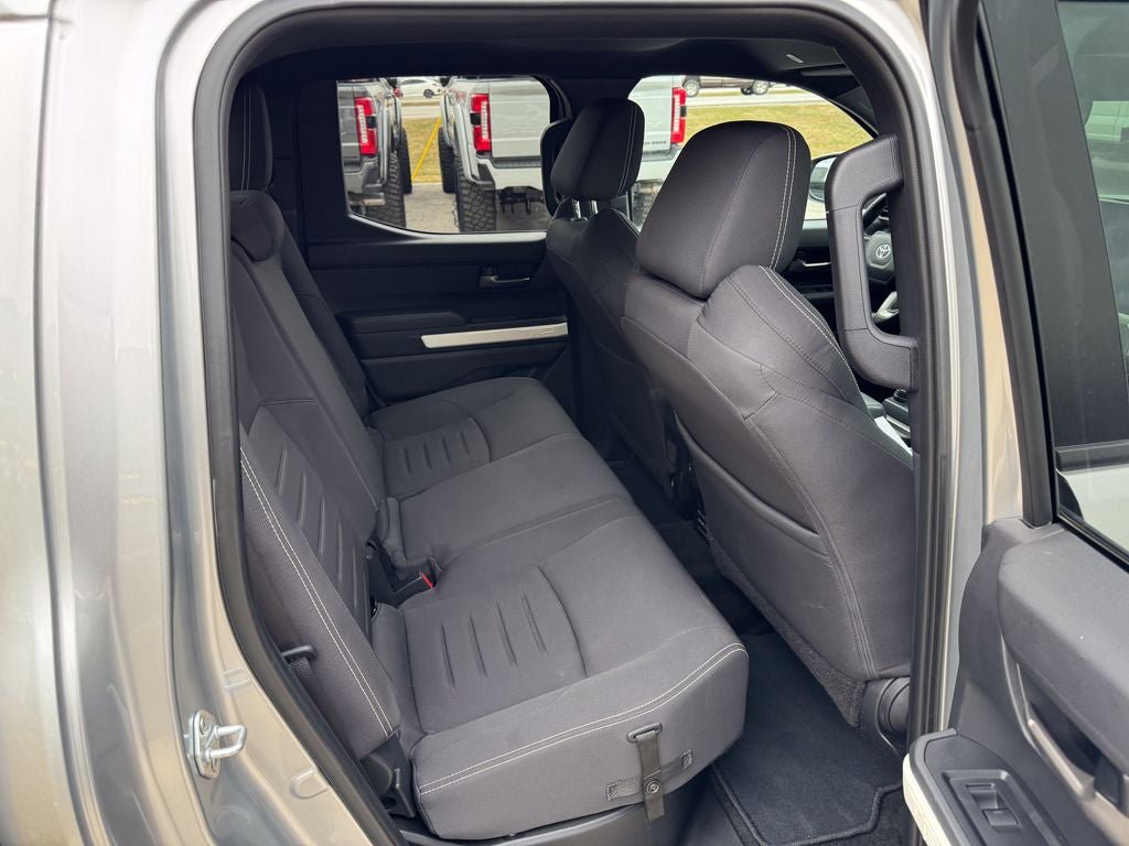 Used 2024 Toyota Tacoma TRD Off-Road AWD/4WD image 17