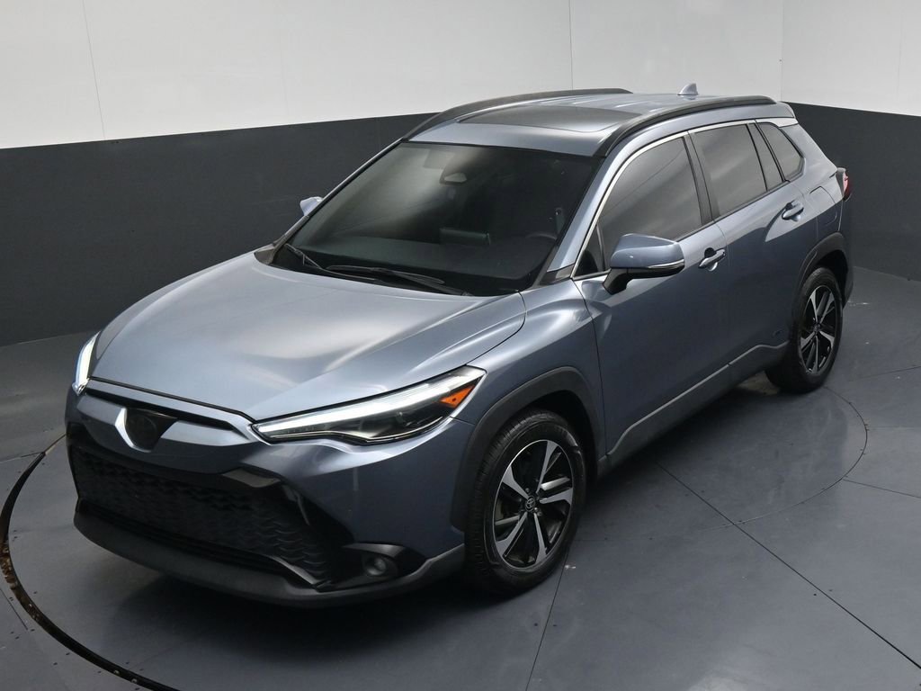 Used 2023 Toyota Corolla Cross XSE w/ Convenience Package image 17