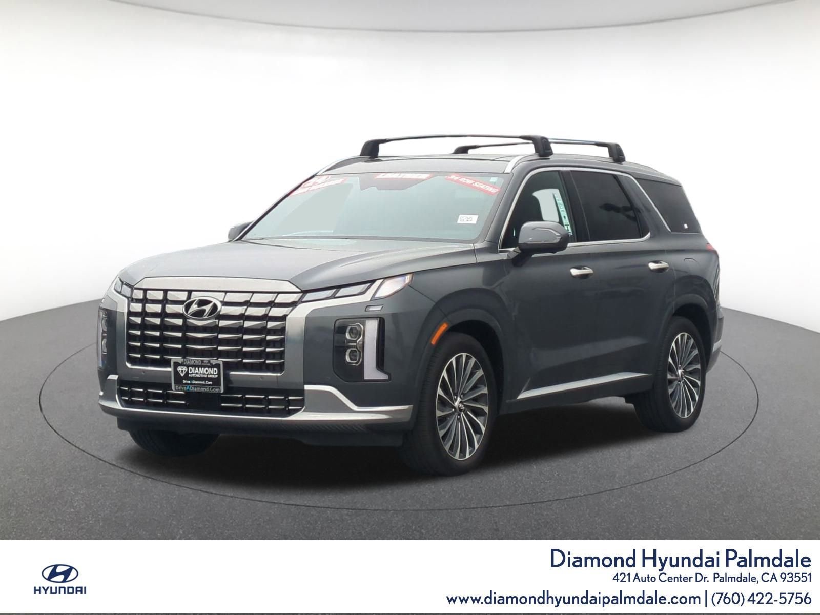 Used 2024 Hyundai Palisade Calligraphy image 3