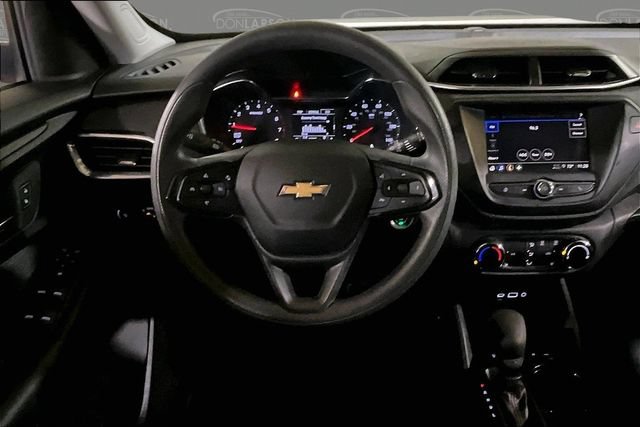 Used 2023 Chevrolet TrailBlazer LT AWD/4WD image 18