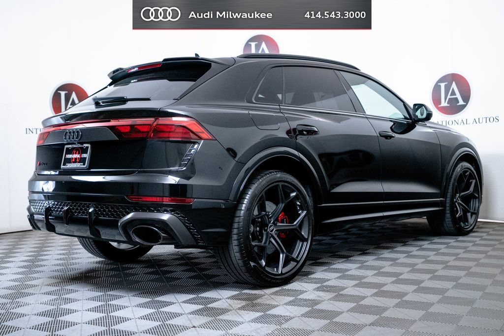 Used 2025 Audi RS Q8 performance w/ Matte Carbon Package AWD/4WD image 6