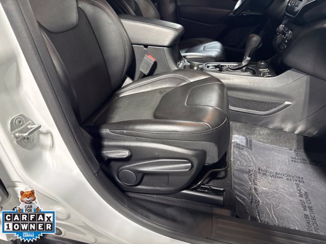 Certified 2021 Jeep Cherokee Latitude Plus AWD/4WD image 49