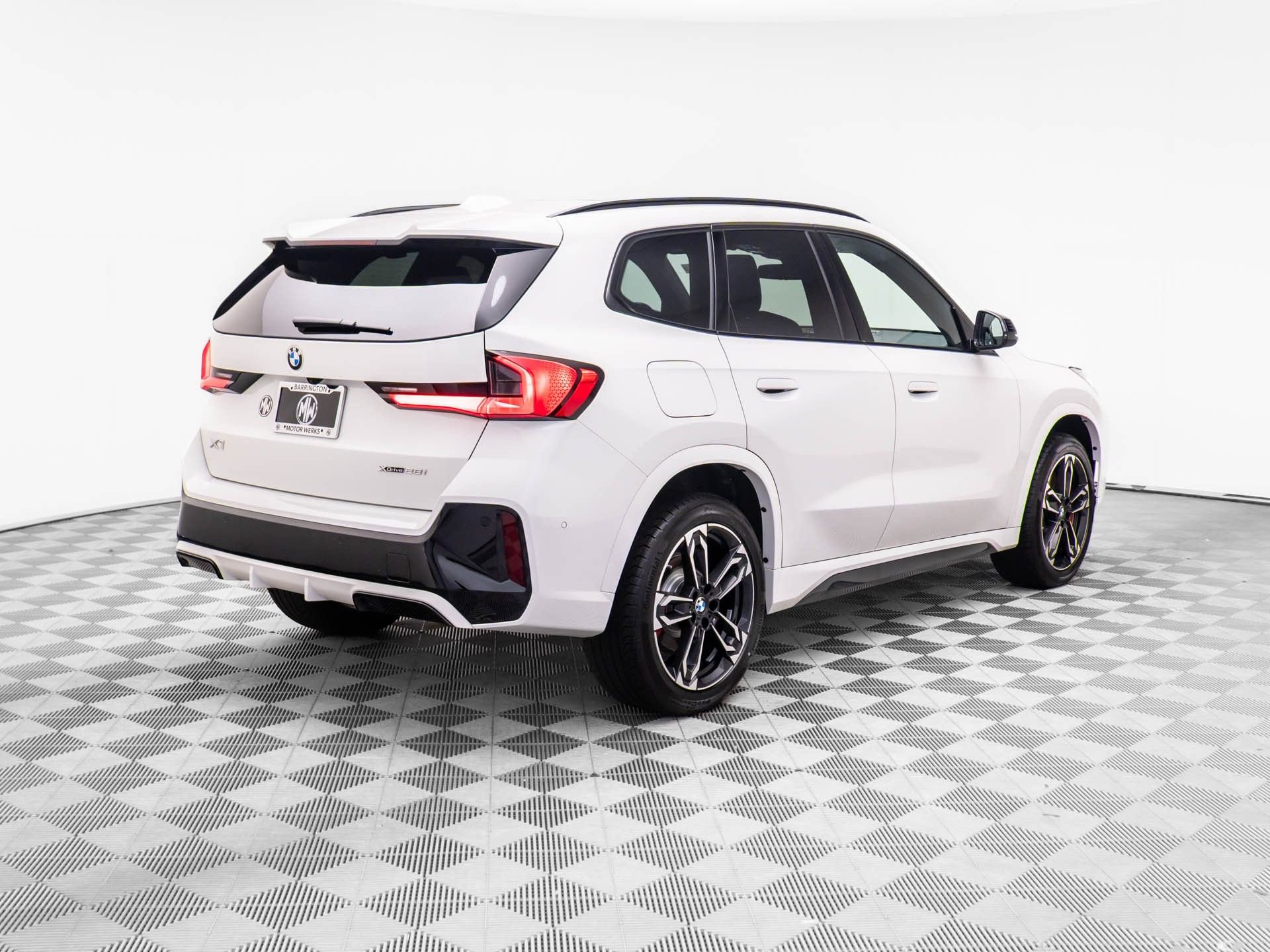 Certified 2026 BMW X1 xDrive28i image 6