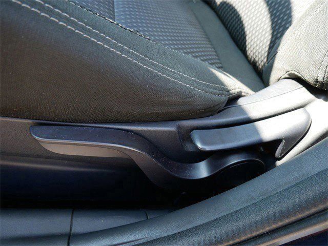 Used 2016 Mitsubishi Outlander ES image 17