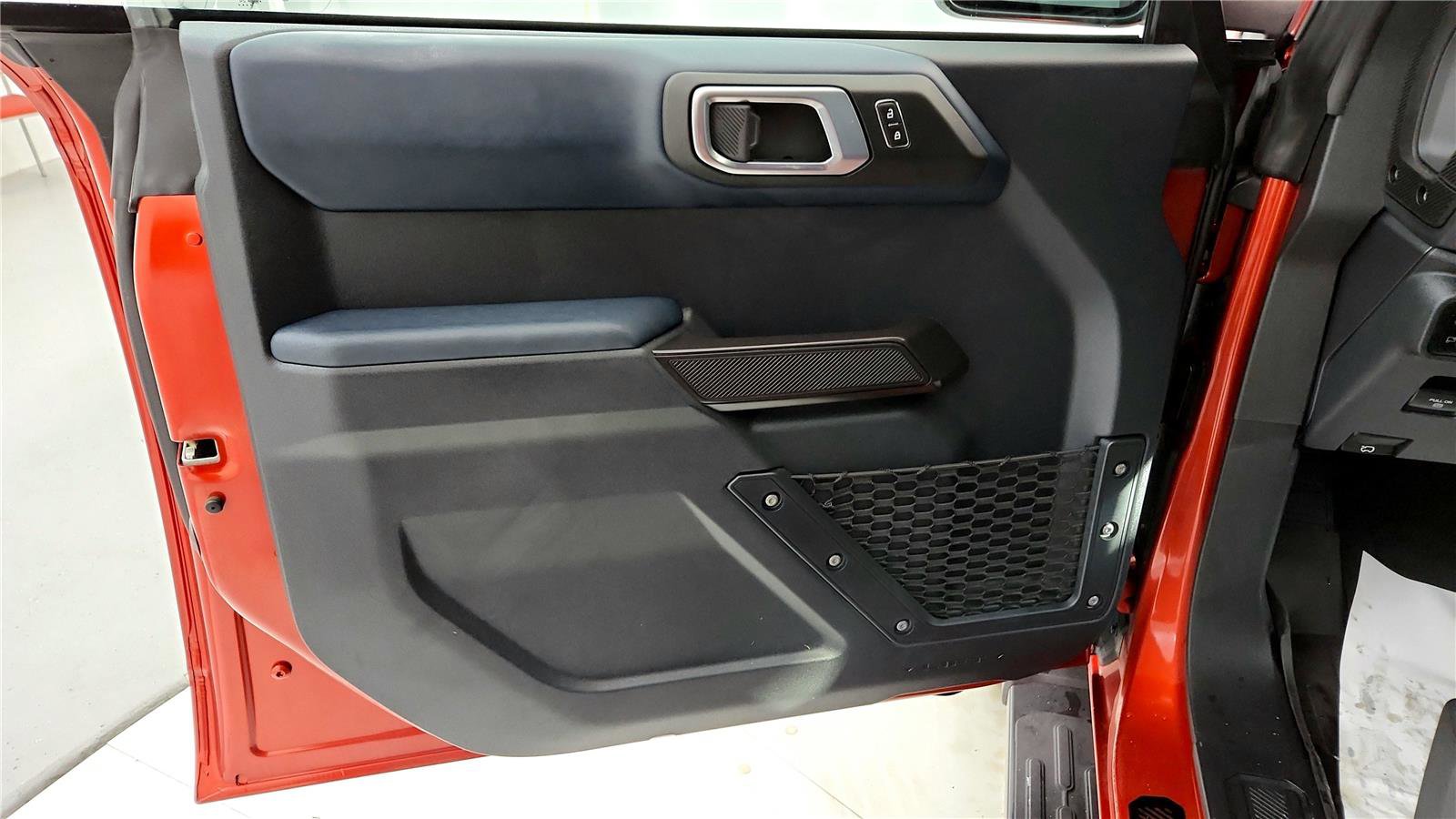 Used 2024 Ford Bronco Outer Banks w/ Sasquatch Package image 22