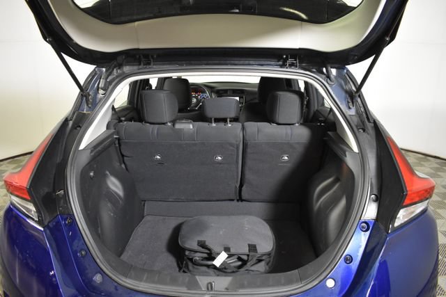 Certified 2025 Nissan Leaf SV Plus FWD image 31