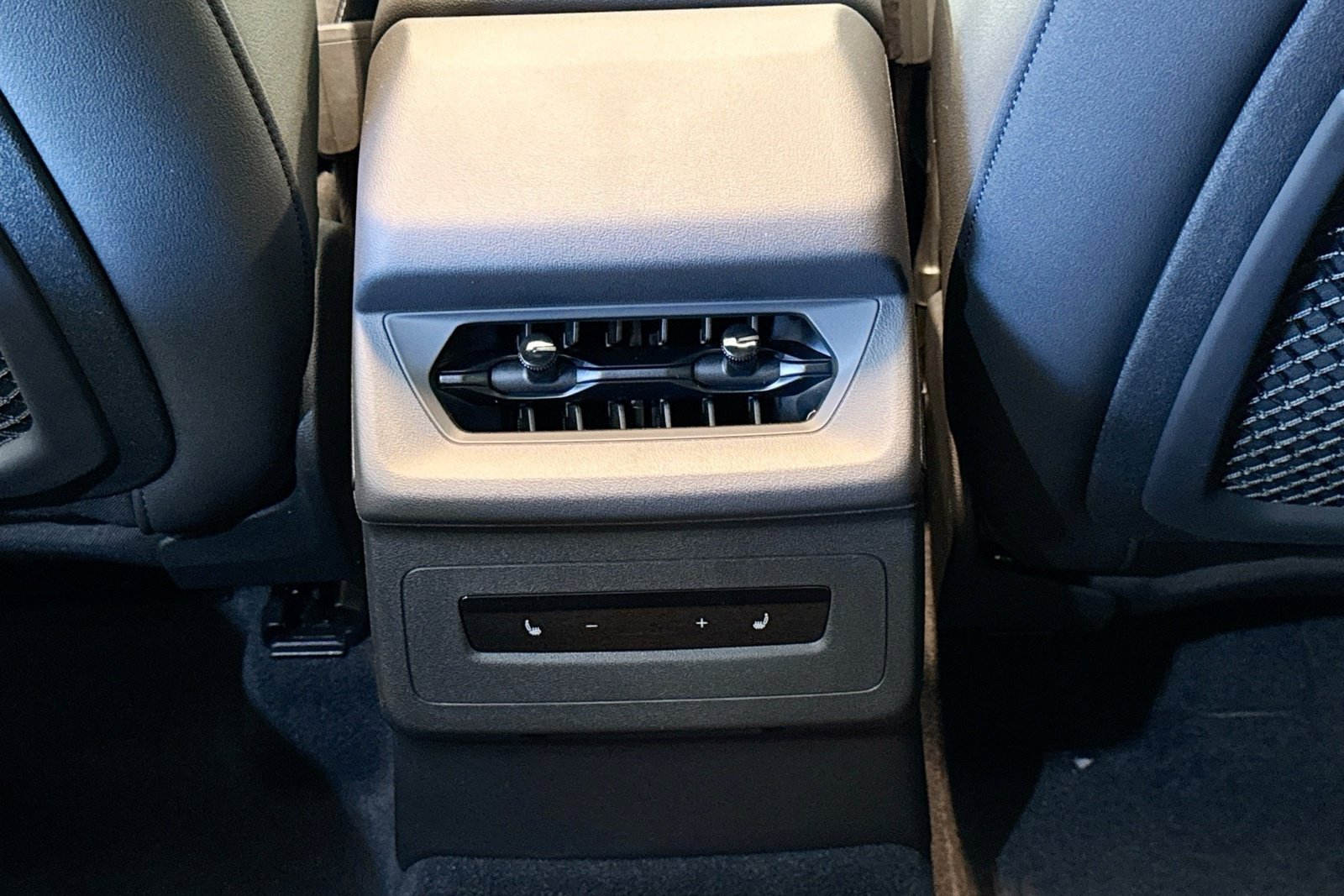 New 2027 Audi Q6 e-tron Premium Plus AWD/4WD image 22