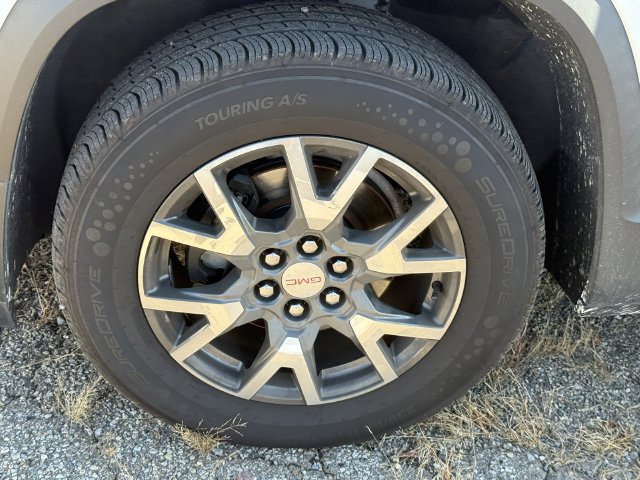 Used 2020 GMC Acadia SLE w/ Driver Convenience Package FWD image 10