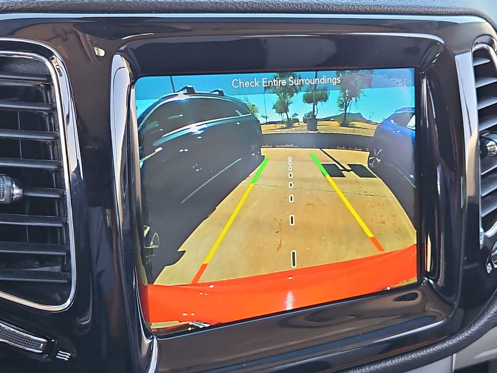 Used 2018 Jeep Compass Limited w/ Navigation Group FWD image 29