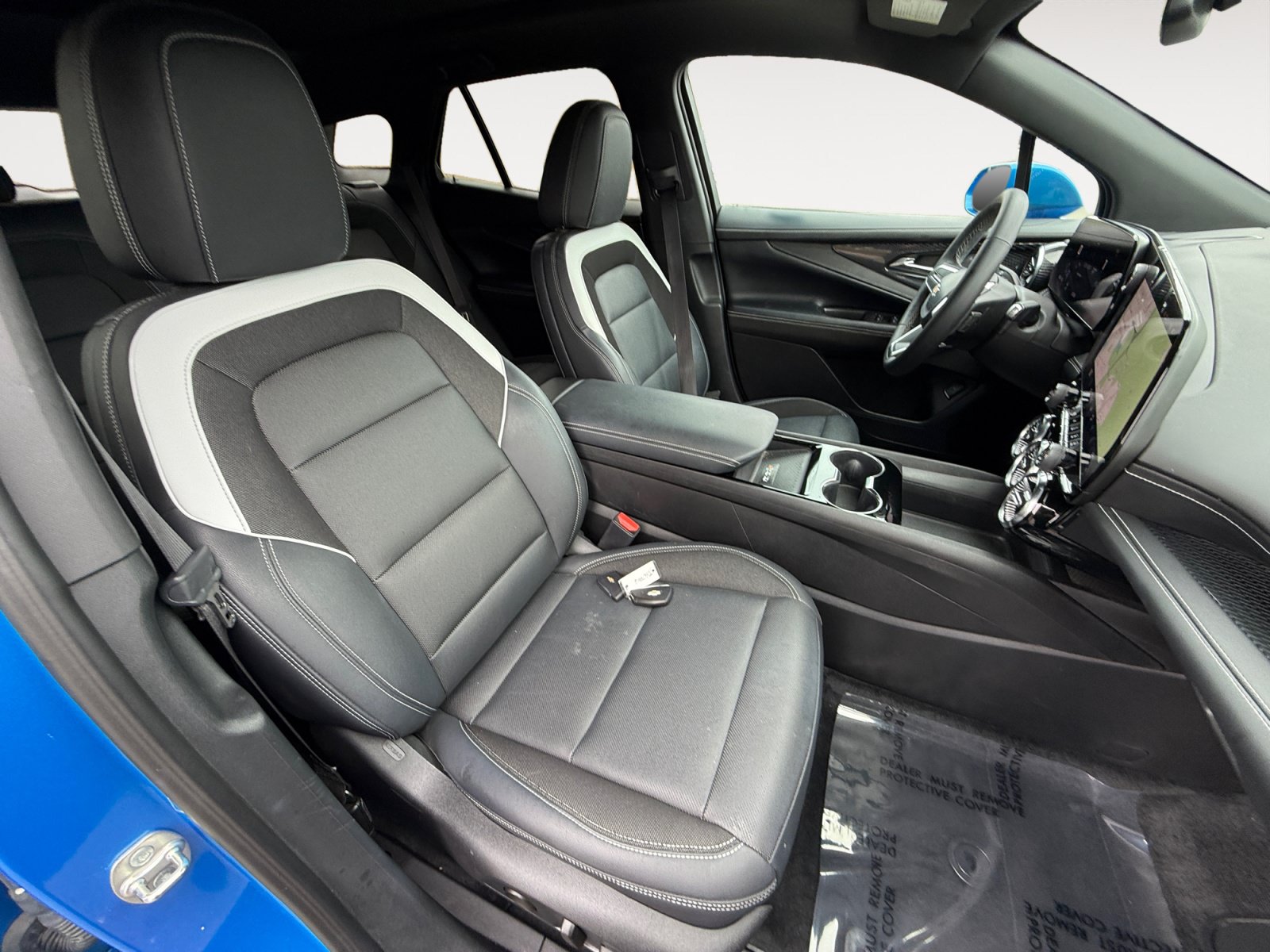 Used 2024 Chevrolet Blazer EV LT AWD/4WD image 19