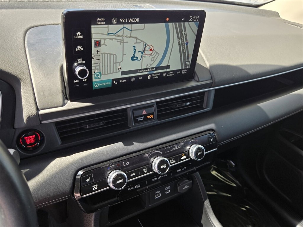 Certified 2024 Honda Pilot Touring image 20