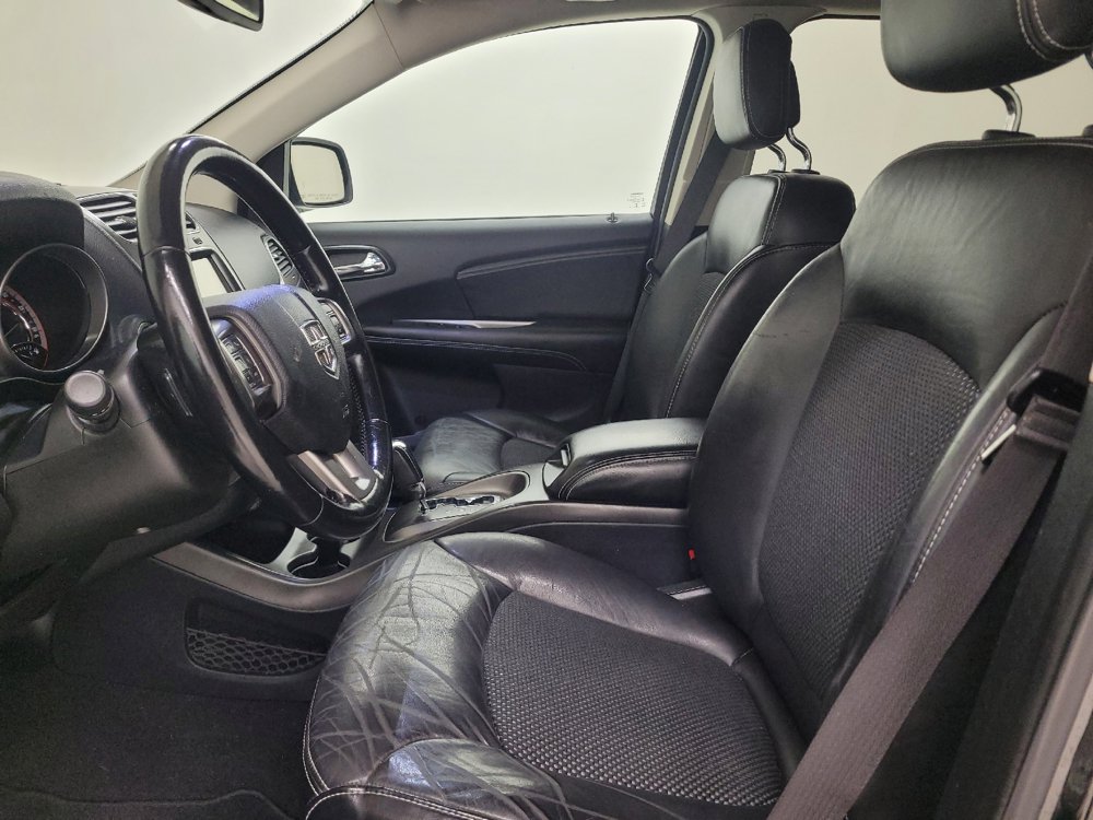 Used 2020 Dodge Journey Crossroad w/ Popular Equipment Group FWD image 17