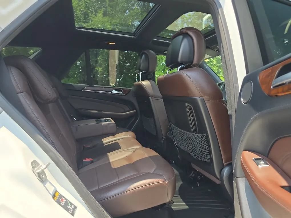 Used 2015 Mercedes-Benz ML 400 4MATIC image 44