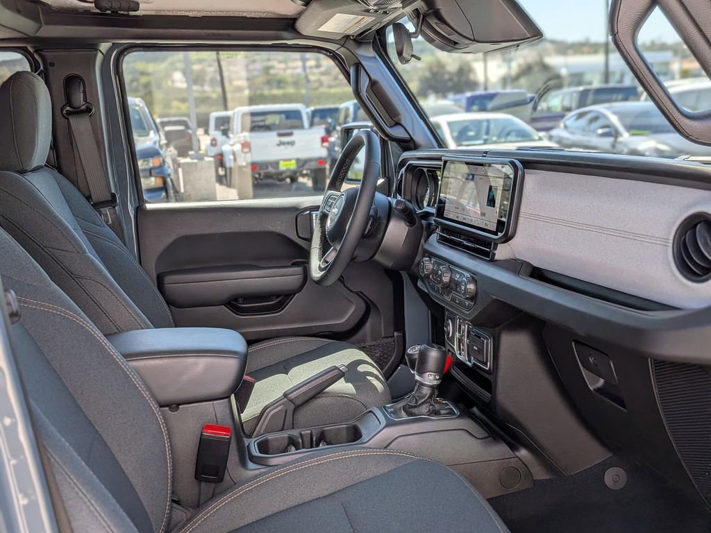 Used 2026 Jeep Gladiator Sport image 22