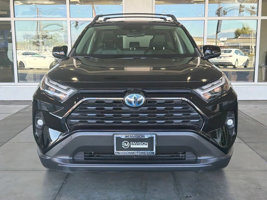 Certified 2022 Toyota RAV4 XLE Premium AWD/4WD image 5