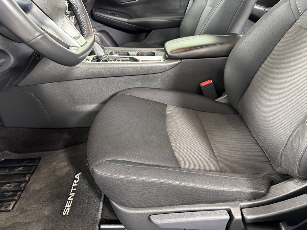 Used 2023 Nissan Sentra SV image 12