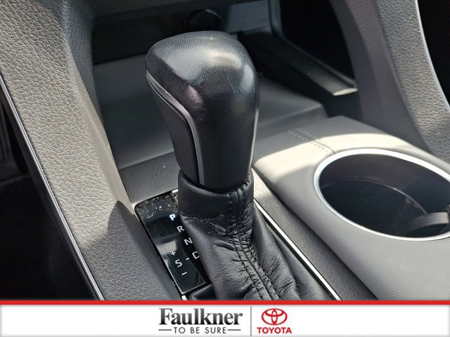 Certified 2020 Toyota Avalon XLE w/ Moonroof Package image 15